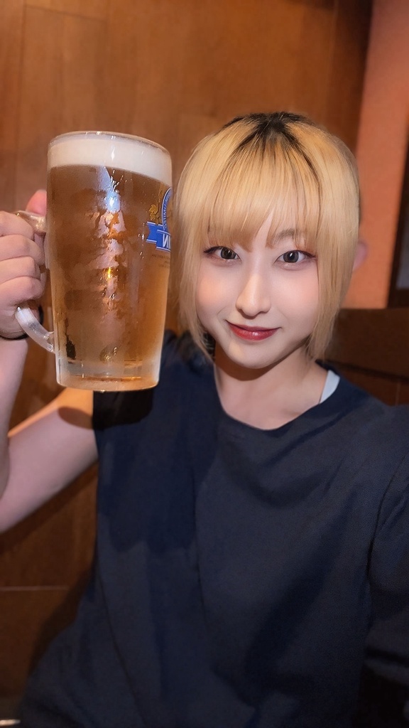 https://s.cheerz.fan/posts/186804/39f0478a27fc4a00a8255d8f61365897.jpg