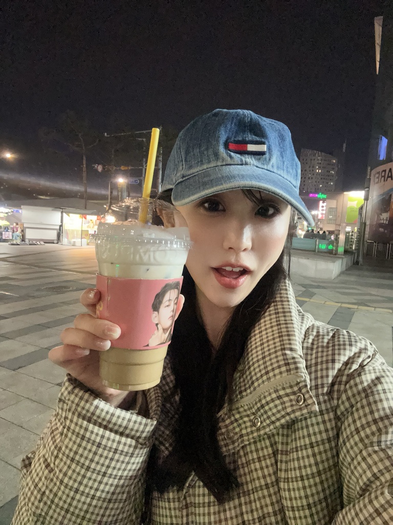 d8b6c3cb83339165d97d13f4ecf8970f